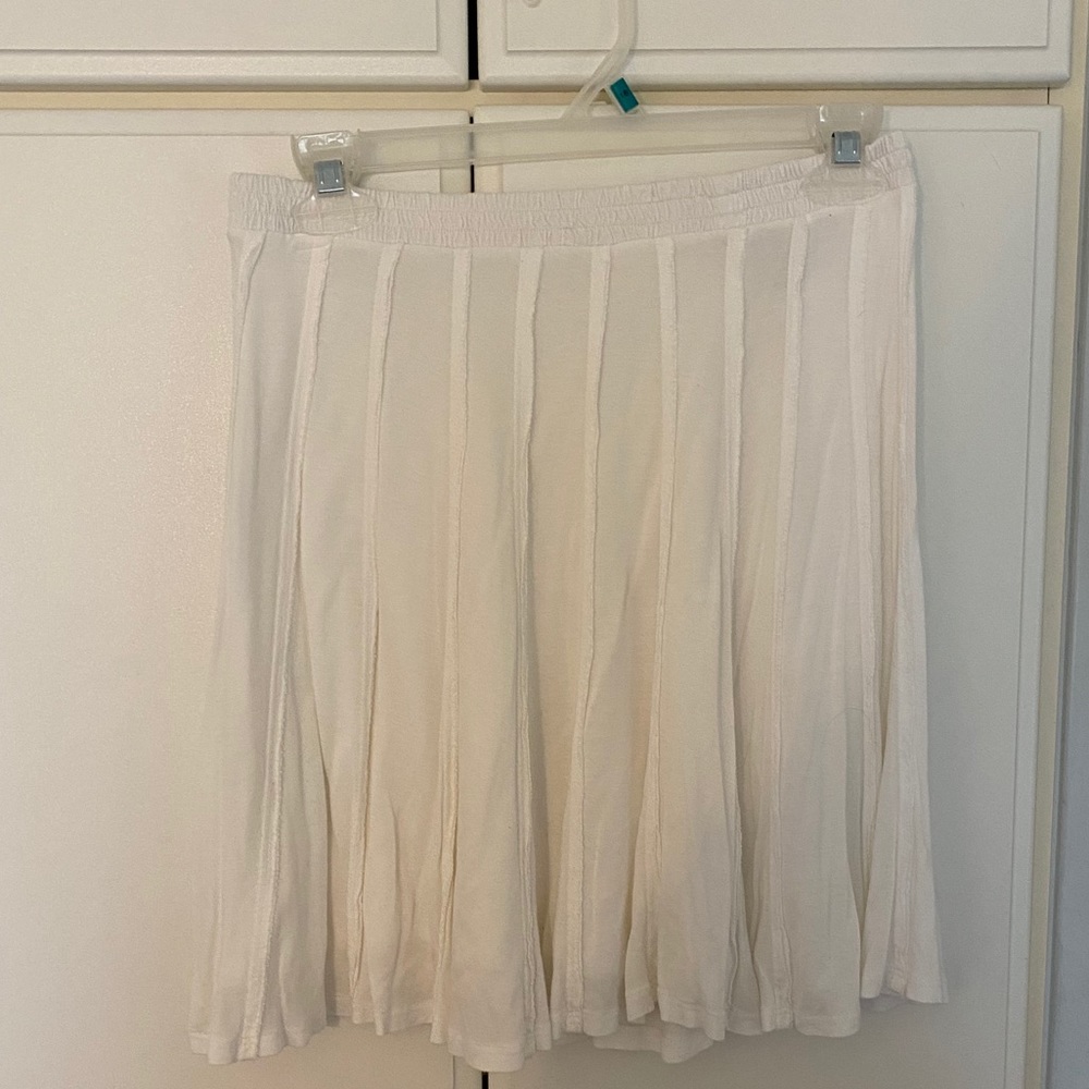 white skater skirt
